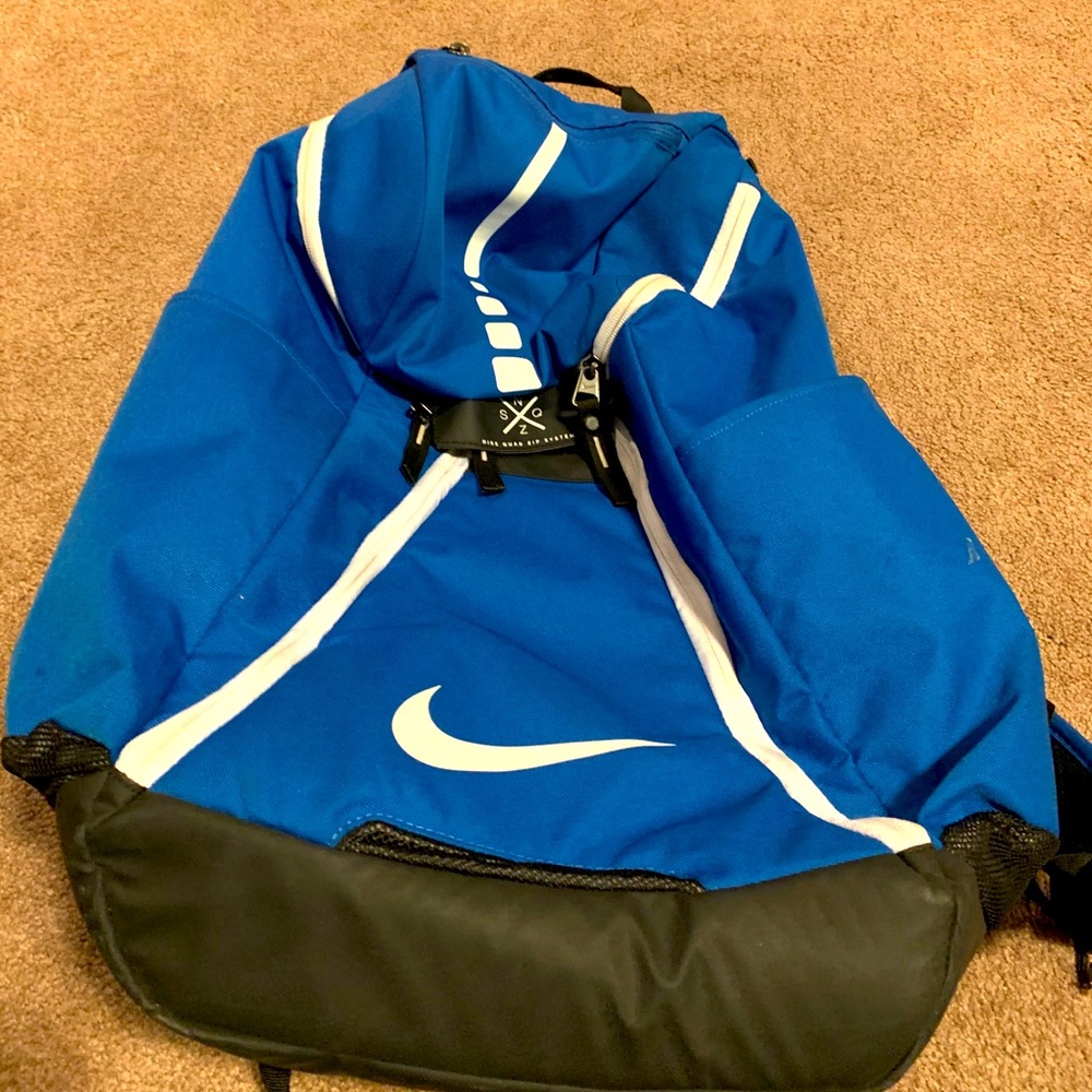 nike basketball bag